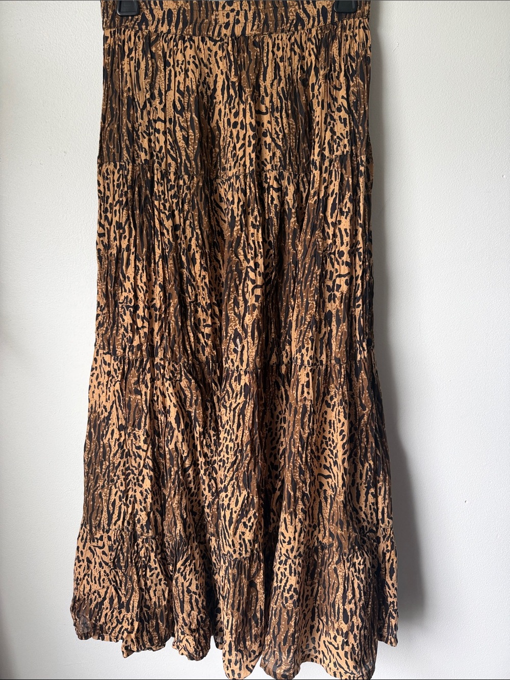 Tiered Animal-Print Maxi Skirt in Brown and Black Size S/M